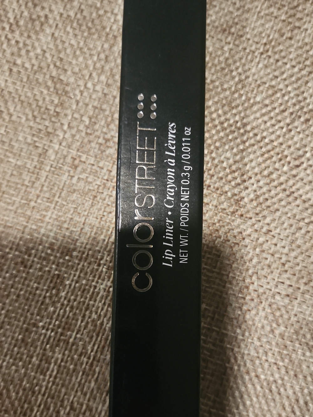 Color Street Lip Liner in Shade Dynamite